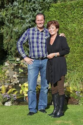 (L-R) Huub Stevens, Toos Stevens xVIxxIVx 403035 o0 Partnerin, Frau, Ehefrau Spielerfrau privat Familie