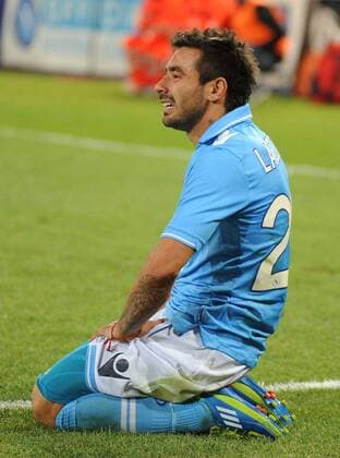 Serie A 2011 2012 SSC Neapel - FC Parma: ezequiel Lavezzi xHOCHxZWEIx xItalyxPhotoxPressx 