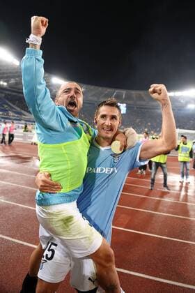 Esultanza Miroslav KLOSE e Cristian BROCCHI a fine partita Celebration Lazio Roma vs AS Roma Serie A andreaxstaccioli