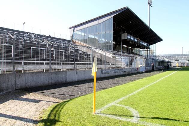 Grünwalder Stadion Innenansicht Fussball Regionalliga München Grünwalderstadion 16.10.2011 FC Bayern München II