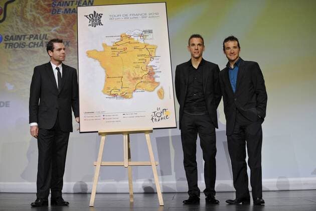 Cadel Evans ( AUSTRALIA ) - Philippe Gilbert ( BEL ) - Thomas Voeckler ( FRA ) Präsentation der Tour de France 2012 - Palais des Congres de Paris - 18.10.2011 - xPhotoNewsx 