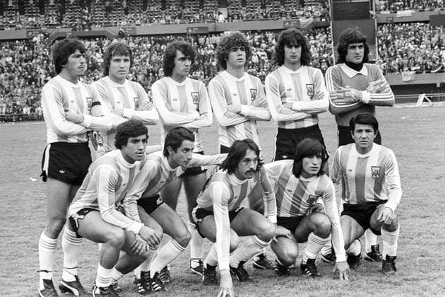 Mannschaftsfoto Argentinien, h.iv.li.: Daniel Passarella, Daniel Bertoni, Jorge Olguin, Alberto Tarantini, Mario Kempes, Torwart Ubaldo Fillol - vorn: Ruben Gallego, Osvaldo Ardiles, Leopoldo Luque, Oscar Ortis und Luis Galvan Totale