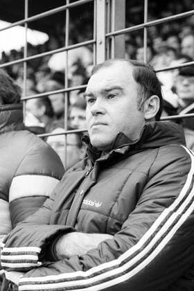 Trainer Wenzel Halama (TSV 1860 München) o0 2 BL Aufnahmedatum geschätzt Vaclav Porträt Saison 1981 1982