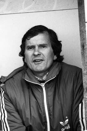 Trainer Lutz Hangartner (SC Freiburg) o0 2 BL Aufnahmedatum geschätzt Porträt Saison 1981 1982