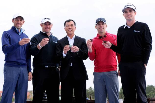 (From left) Golfers Charl Schwartzel of South Africa, Lee Westwood of Britain, Zhang Lianwei of China, Paul Casey of Britain and Keegan Bradley of the United States attend a traditional Chinese tea ceremony during a press conference for the forthcoming Lake Malaren Shanghai Masters golf tournament in Shanghai, China, 25 October 2011.  20111025_38983