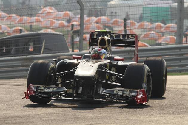 formula 1 GP, Indien Delhi Buddh International Circuit 28.10.11, Vitaly Petrov, Lotus Renault,