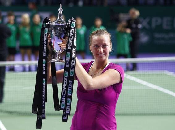 ISTANBUL FINAL WTA Tennis Damen MASTERS CHAMPIONSHIPS, ON THE PHOTO: PETRA KVITOVA, WINNER OF THIS TOURNAMENT  KVITOVA-AS-301011-04 o0 Sieg, Sieger Pokal