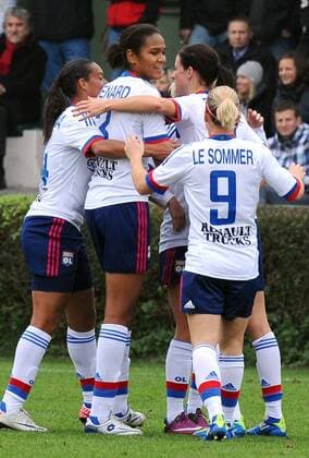 Players of Lyon celebrate during the match of the UEFA Women s Champions League Sparta Praha vs Lyon played in Prague on Thursday, November 3, 2011. (CTKxPhoto StanxPeska)  CTKPhoto888201111030824101