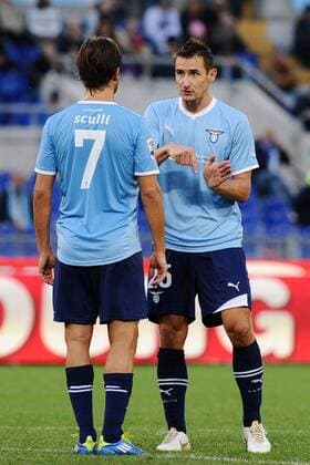 Miroslav Klose e Giuseppe Sculli (Lazio) - Roma, 6 11 2011 - Stadio Olimpico - Serie A 2011 2012 - Lazio Roma vs FC Parma - AntoniettaxBaldassarre