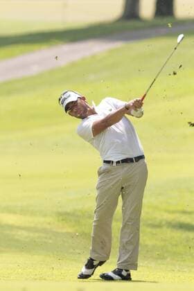 11.11.2011. Singapore. Nicolas Colsaerts (BEL) drives his approach shot from the fairway of hole 9 of the Tanjong Course during Round 2 of the Barclays Singapore Open 2011, Sentosa Golf Club. 11.11.2011. Singapore. Pablo Larrazabal (ESP) drives his approach shot from the fairway of hole 9 of the Tanjong Course during Round 2 of the Barclays Singapore Open 2011, Sentosa Golf Club. xDanielxSweex  ActionPlus11219835 Content restricted for UK based newspaper