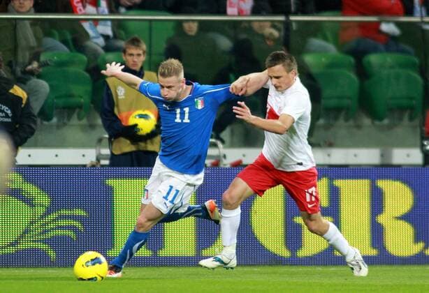 11.11.2011 Wroclaw, Poland. SLAWOMIR PESZKO (POL) in action during the international football friendly match between Poland and Italy. xADAMxJASTRZEBOWSKIx xFOTOxOLIMPIx  ActionPlus11220110 Content restricted for UK based newspaper