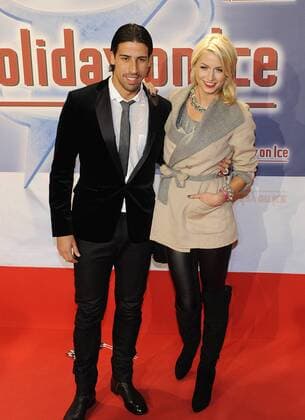 Sami Khedira und Freundin Lena Gercke. HOLIDAY ON ICE Gala-Premiere von SPEED. Hamburg 13. November 2011. o0 Spielerfrau, Frau, Partnerin, Freundin, Lebensgefährtin Model Familie