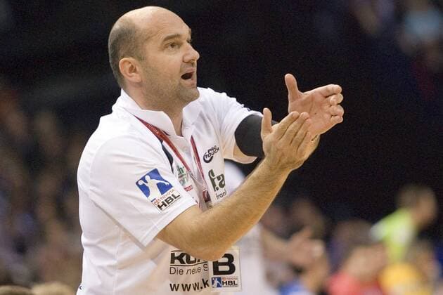 Hamburg, o 2 World ,Handball, 1. Bundesliga der Männer, Saison 2011 2012, HSV Hamburg - TV Grosswallstadt ,Trainer Peter David (TVG)