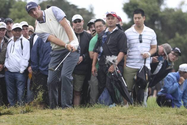 19 November 2011 : Dustin Johnson plays out of the rough during the third-round Foursome matches at the Presidents Cup at the Royal Melbourne Golf Club in Melbourne, Australia. PGA Golf Herren NOV 19 Presidents Cup - Day three-Foursome matches Icon11111700032 EDITORIAL USE ONLY