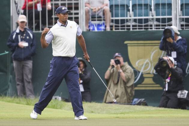 19 November 2011 : Tiger woods fist pumps after making the winning putt at the 16th hole and defeated internationals Adam Scott & K.J. Choi during the third-round Foursome matches at the Presidents Cup at the Royal Melbourne Golf Club in Melbourne, Australia. PGA Golf Herren NOV 19 Presidents Cup - Day three-Foursome matches Icon11111700009 EDITORIAL USE ONLY