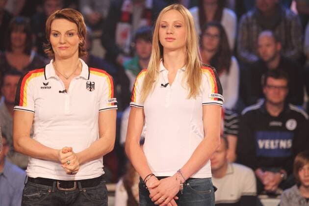 ANGELINA GRÜN, MARGARETA KOZUCH DAS AKTUELLE SPORTSTUDIO MAINZ 19.11.11