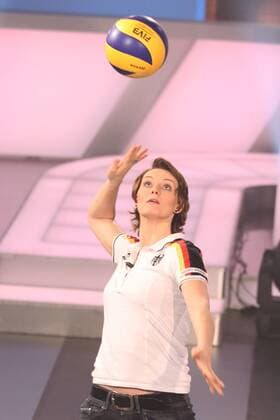 ANGELINA GRÜN DAS AKTUELLE SPORTSTUDIO MAINZ 19.11.11