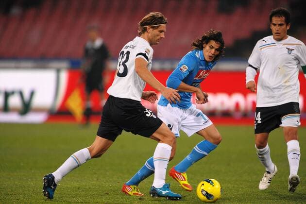 Marius STANKEVICIUS Lazio, Edinson CAVANI Napoli, Cristian LEDESMA Lazio - 19 11 2011 SSC Neapel vs Lazio Rom andreaxstaccioli