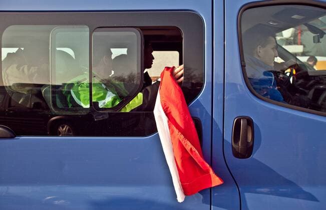24.11.2011 Dorohusk, Polish Ukrainian border Polish and Ukrainian Services practicing united and professional border checks before EURO 2012  wj_20111124_3 o0 Polizei Polizist Polizeieinsatz Zoll Kontrolle kontrollieren Polizeikontrolle Zollkontrolle o00 Einsatzübung Simulation Übung