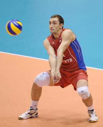 KUMAMOTO, Nov. 25, 2011 -- Alexander Sokolov of Russia competes during the match against Egypy at the World Cup men s volleyball tournament in Kumamoto, Japan, Nov. 25, 2011. Russia won 3-1. (Xinhua Kenichiro Seki) (jyc) JAPAN-KUMAMOTO-VOLLEYBALL-WORLD CUP-RUSSIA VS EGYPT 