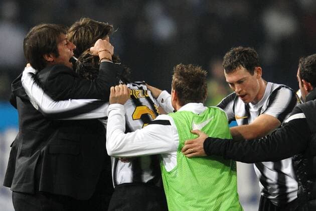 Esultanza di Antonio CONTE dopo il gol di Simone PEPE 3-3 Goal Celebration Napoli 29 11 2011 Stadio San Paolo Football Calcio Serie A 2011 2012 - SSC Neapel vs. Juventus Turin - andreaxstaccioli