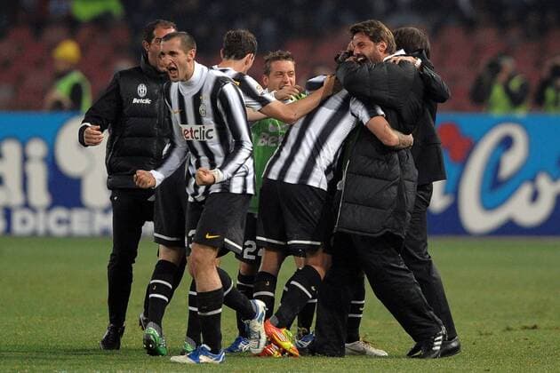 Napoli 29 11 2011 - serie A - SSC Neapel vs. Juventus Turin - esultanza gol Simone Pepe 