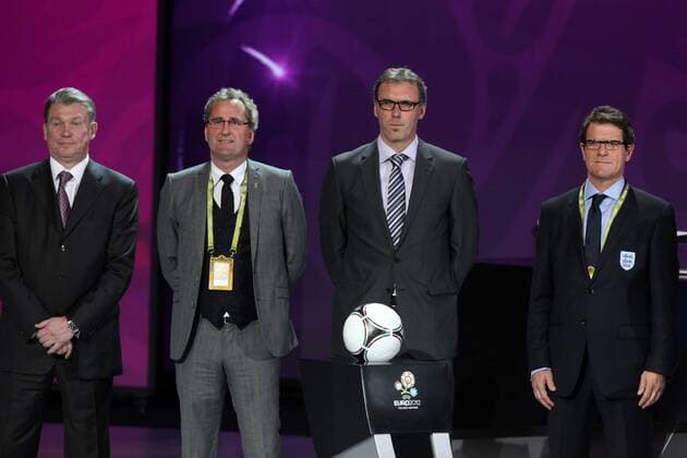 02.12.2011, Kiew - Auslosung zur UEFA EURO 2012 - Trainer der Gruppe D EURO 2012 - L-R: OLEG BLOCHIN (UKR), ERIK Hamren (SWE), LAURENT BLANC (FRA), FABIO CAPELLO (ENG) --  20111202CSLG0026