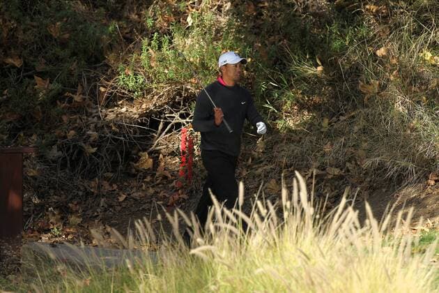 December 01, 2011: Tiger Woods hits the ball from during the first round of the Chevron World Challenge at Sherwood Country Club in Thousand Oaks, CA. PGA Golf Herren DEC 01 Chevron World Challenge - First Round Icon111201027 EDITORIAL USE ONLY