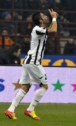 Milano 03 12 2011 Campionato di calcio serie A 2011 2012 Inter Mailand - Udinese Calcio; Mauricio Isla - xHOCHxZWEIx xItalyxPhotoxPressx 