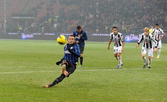 Milano 03 12 2011 Campionato di calcio serie A 2011 2012 Inter Mailand - Udinese Calcio; Giampaolo Pazzini - xHOCHxZWEIx xItalyxPhotoxPressx 