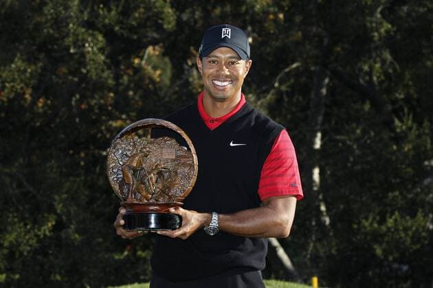 04 December 2011: Tiger Woods celebrates during final round of the Chevron World Challenge at the Sherwood Country Club in Thousand Oaks, CA. PGA Golf Herren DEC 04 Chevron World Challenge - Final Round Icon269111204015 EDITORIAL USE ONLY