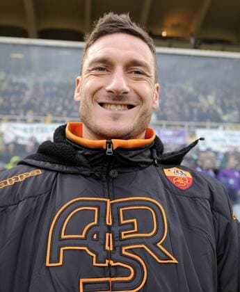 FUSSBALL INTERNATIONAL SERIE A SAISON 2011 2012 AC Florenz (ACF Fiorentina) - AS Rom 04.12.2011 Francesco Totti (AS Rom) 