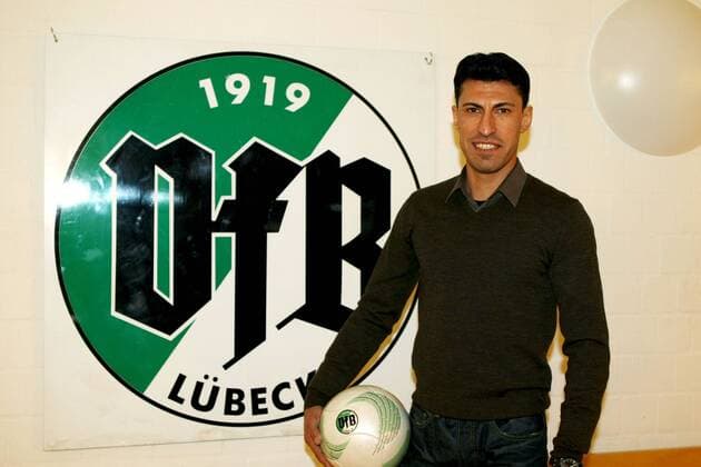 Sport, Fußball, Regionalliga Nord, Saison 2010 2011, VfB Lübeck präsentiert den neuen Trainer Ramazan Yildirim Sport, Fußball, Regionalliga Nord, Saison 2010 2011, VfB Lübeck präsentiert Trainer Ramazan Yildirim