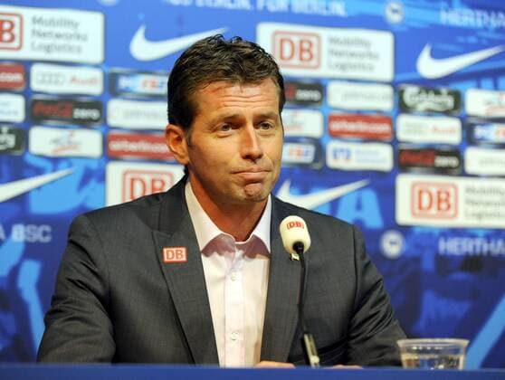 Fussball, Herren, 1. Bundesliga, Saison 2011 2012, Hertha BSC Berlin, Vorstellung des neuen Trainers Michael Skibbe, 22.12. 2011,