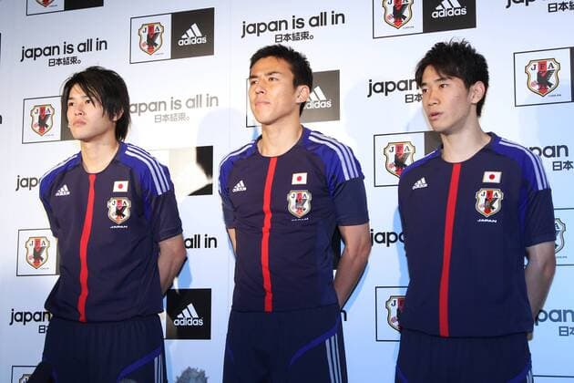 (L to R) Atsuto Uchida (JPN), Makoto Hasebe (JPN), Shinji Kagawa (JPN), DECEMBER 26, 2011 - Football Soccer : Japan National Team Official Uniform Announcement Press conference at Saitama Super Arena, Saitama, Japan.  (mrva072127)