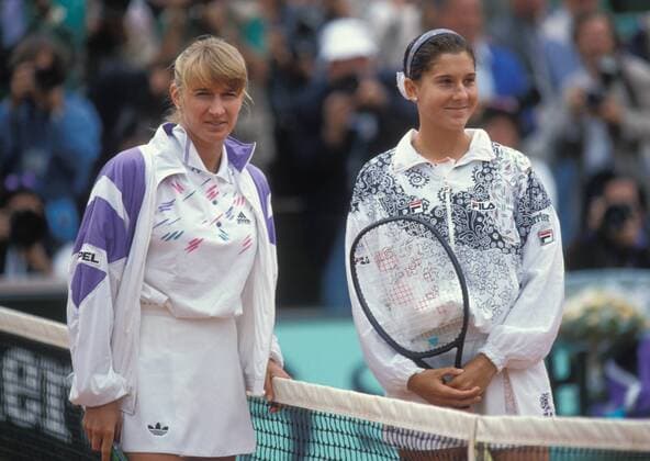 TENNIS FRENCH OPEN 1992 ROLAND GARROS, 25.05.-07.06.1992, PARIS - Steffi Graf (GES) und Monika Seles (USA) Tennis French Open 1992
