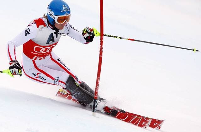 SKI ALPIN - FIS WC Lienz, Slalom, Damen LIENZ,AUSTRIA,29.DEZ.11 - FIS Weltcup, Slalom der Damen. Bild zeigt Marlies Schild (AUT). 