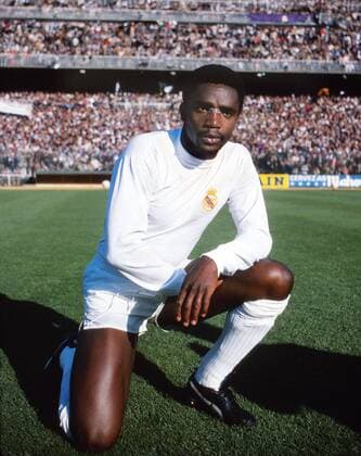 Großbritannien, Black History Month im Oktober - Sport Laurie Cunningham (Real Madrid) Real Madrid vs FC Barcelona - Primera Division 1979 80. 23 09 1979 