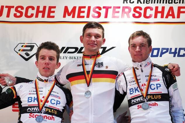 Podium der Herren v.l.n.r. - (2.) Philipp WALSLEBEN ( GER BKCP Powerplus ) - Christoph PFINGSTEN ( GER Cyclingteam De Rijke ) - (3.) Marcel MEISEN ( GER BKCP Powerplus ) - Event: Deutsche Meisterschaften Querfeldein Herren 2012 - Location: Kleinmachnow - Brandenburg - Deutschland - Datum: 08.01.2012