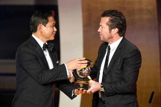 (L-R) Women s National Coach Norio Sasaki (Japan), Lothar Matthäus, JANUARY 9, 2012 - Football Soccer : Women s National Coach Norio Sasaki (Japan) receives the FIFA Women s World Coach of the Year trophy from Lothar Matthaus during the FIFA Ballon d Or 2011 Gala at Kongresshaus in Zurich, Switzerland.  ( bxlb034530)