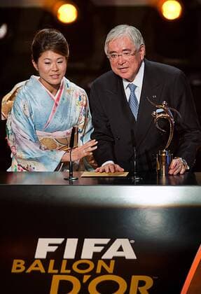 (L-R) Homare Sawa (Japan), Junji Ogura, JANUARY 9, 2012 - Football Soccer : JFA president Junji Ogura speaks with FIFA Women s World Player of the Year winner Homare Sawa (Japan) of Japan after receiving the FIFA Fair Play Award during the FIFA Ballon d Or Gala 2011 at the Kongresshaus in Zurich, Switzerland.  ( uzdb004549)