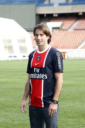 Maxwell Football : Maxwell nouvelle recrue du Paris Saint Germain - Conference de presse - 12.01.2012 MarineAndrieux Panoramic 