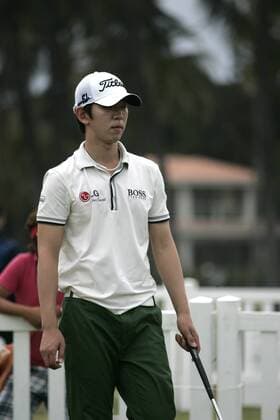 January 14, 2012: Seung-yul Noh during the third round of the PGA Golf Herren Sony Open at the Waialae Country Club in Honolulu, HI. PGA Golf Herren Golf: 2012 Sony Open - ZUMAc04