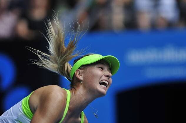 21.01.2012 Melbourne, Australia. Maria Sharapova (RUS) on Rod Laver Arena Arena at the Australian Open xPeterxBlakemanx  ActionPlus11236751