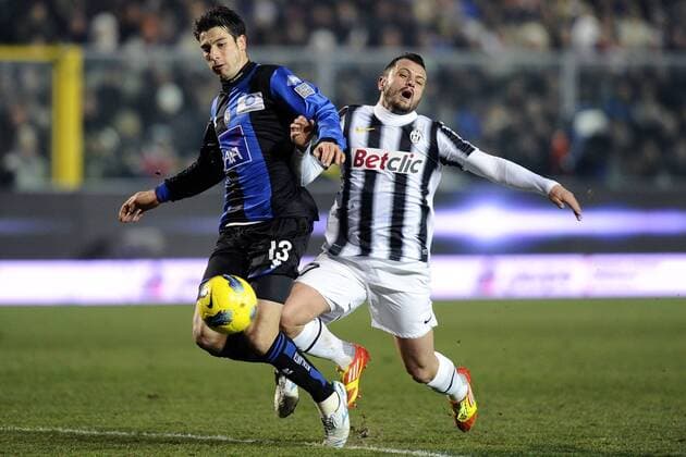 Bergamo 21 02 2012 - Serie A - Atalanta Bergamo vs. Juventus Turin - Simone Pepe - Federico Peluso 