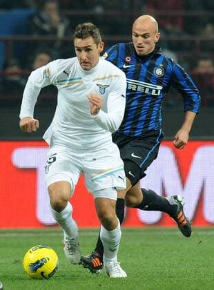 Esteban CAMBIASSO (Inter), Miroslav KLOSE (Lazio) 22 1 2012 - Serie A 2011 2012 - Inter Mailand vs Lazio Rom - allexsabba