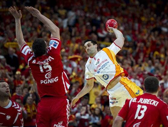 DK=23-01-2012: EHF EURO 2012 Handbold Polen vs. Makedonien i Beograd - Kiril Lazarov, Makedonien Macedonia. Lars Ronbog Sportsagency UK=23-01-2012: EHF EURO 2012 Handball Poland vs. Macedonia in Belgrade - Kiril Lazarov, Makedonien Macedonia. Lars RÃ¸nbog Sportsagency
