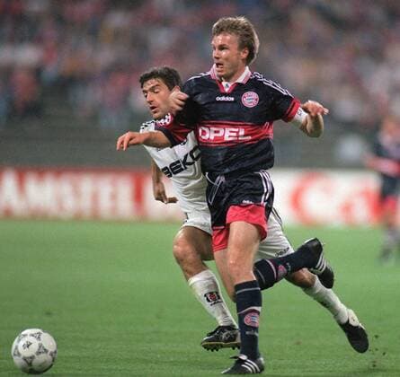 Champions League FC Bayern München - Besiktas JK von links AVSEREN Erkan , Besiktas JK HELMER Thomas , FC Bayern München