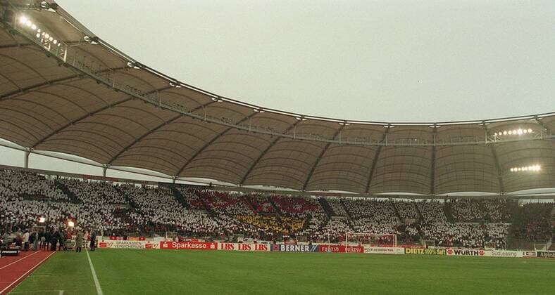Fußball, Stadiongeschichte VfB Stuttgart VFB Stuttgart - Karlsruher SC 3 - 0 VFB Fans