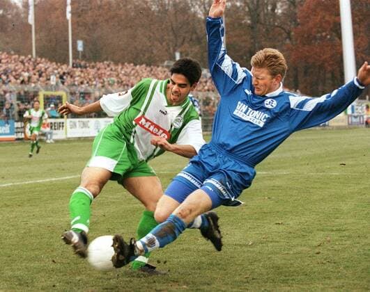 Stuttgarter Kickers - FC Guetersloh von links : David Wagner - Dirk Wüllbier